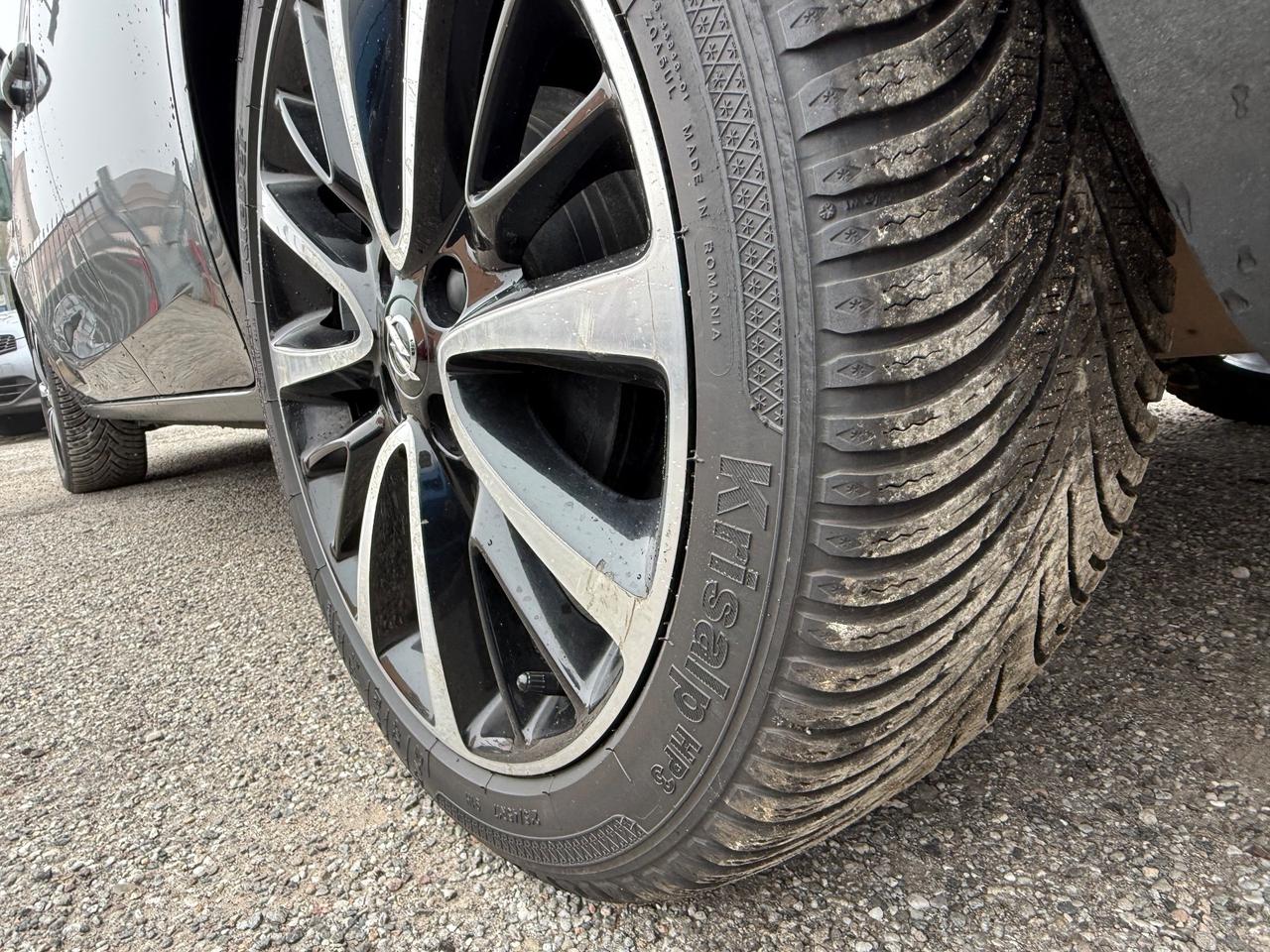 Opel Corsa 1.4 90CV 5 porte Innovation