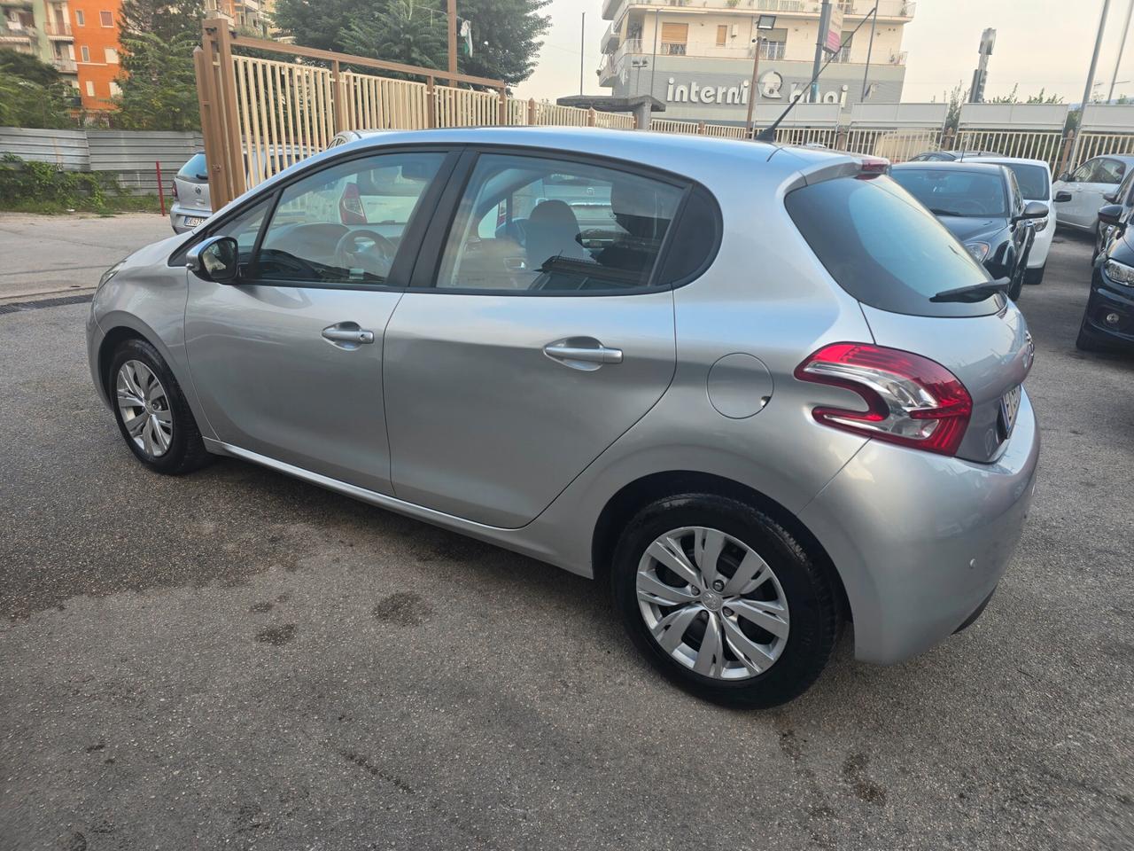 Peugeot 208 1.2 VTi 82 CV 5 porte Active