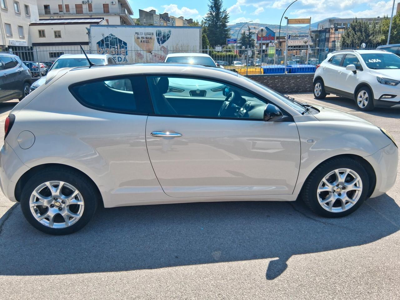 Alfa Romeo MiTo 1.3 JTDm-2 95 CV S&S Distinctive