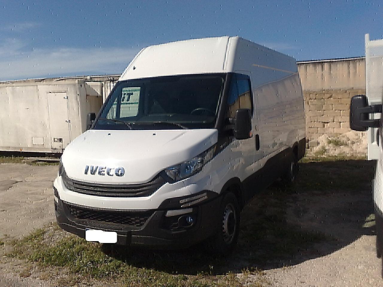 Iveco Daily 35s14 2.3hpt furgone di serie - 2018