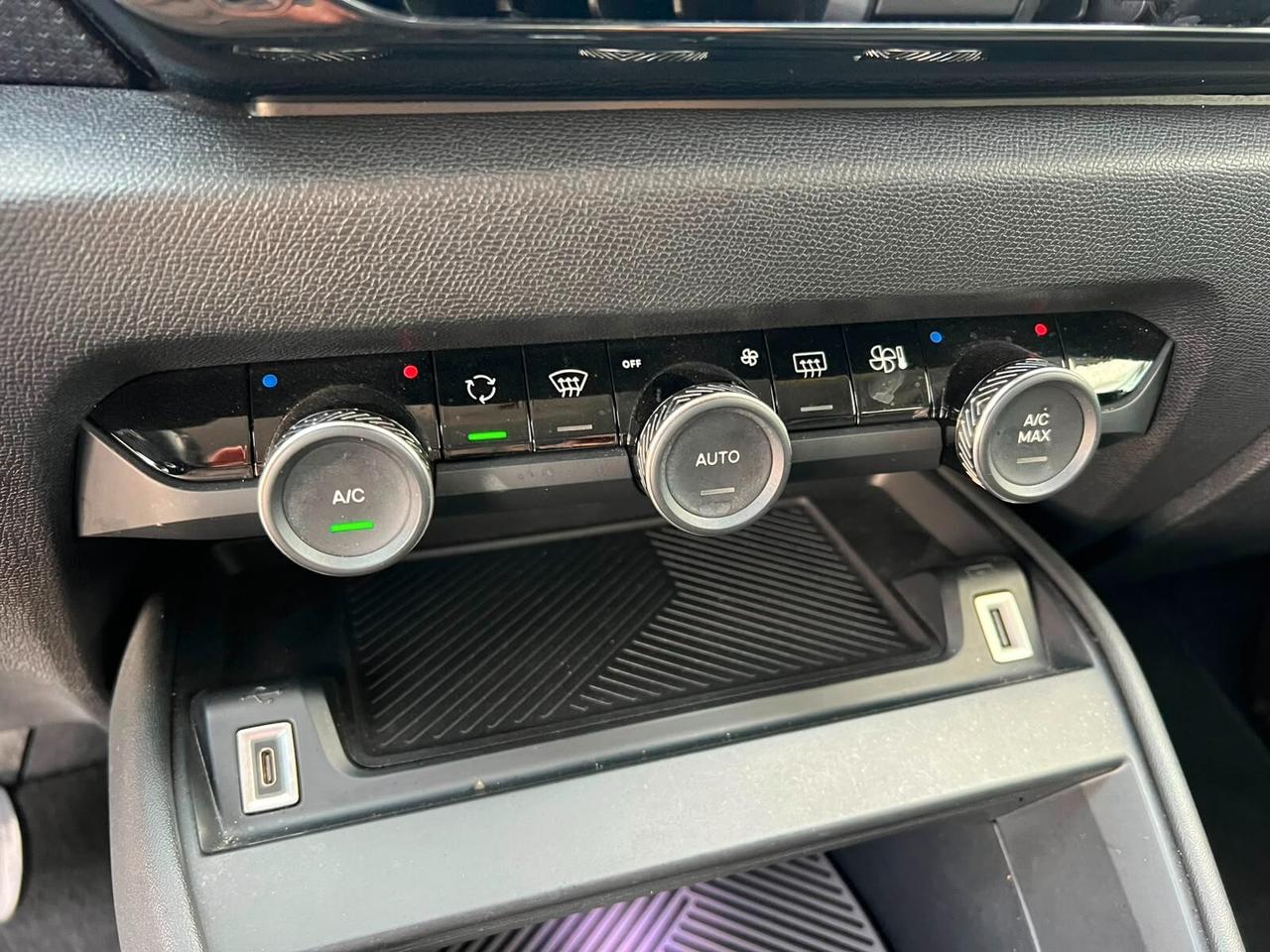 CITROEN C4 1.5 BlueHDi 130CV 2022!!! SHINE !!!