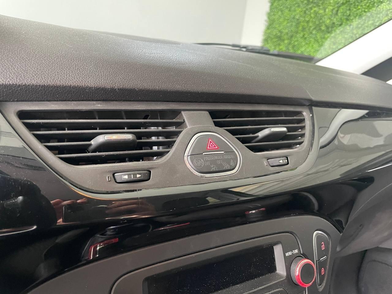 Opel Corsa 1.2 - 69cv - B Color