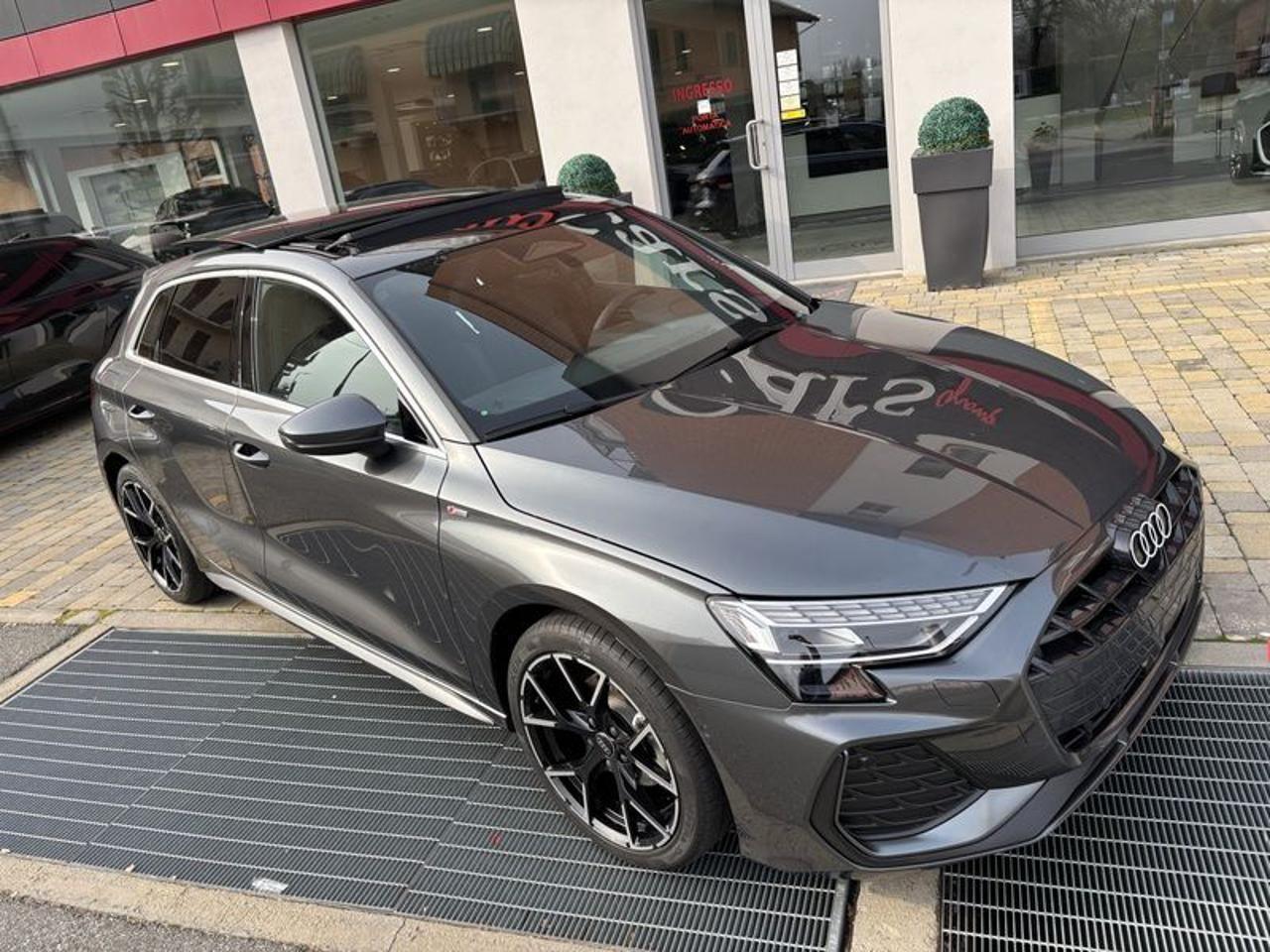 Audi A3 SPB TFSI 110 kW S tronic S line edition MATRIX