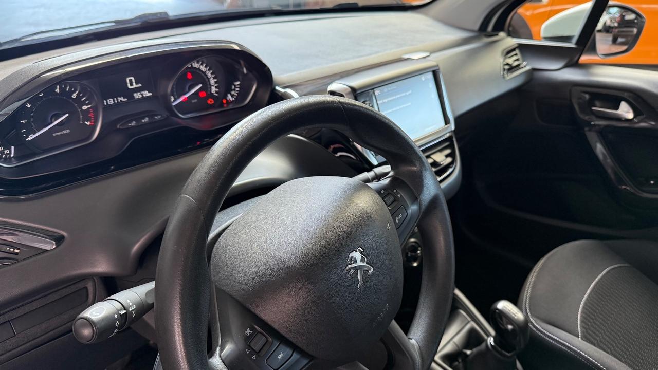 Peugeot 208 PureTech 82 5 porte Allure