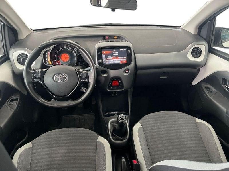 Toyota Aygo Aygo 5p 1.0 x-play 72cv