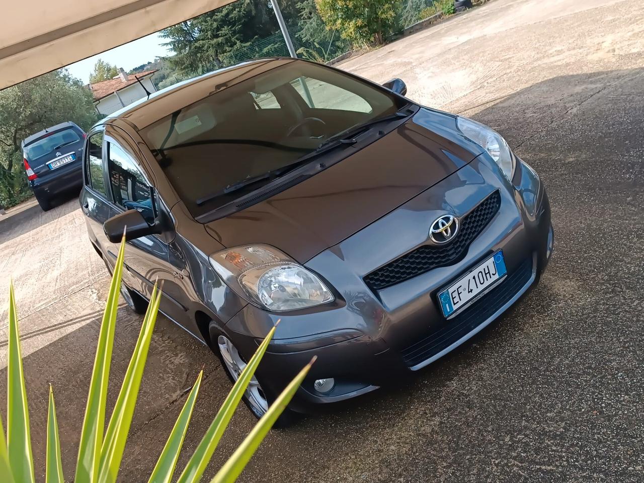 Toyota Yaris 1.4 Km 75.000! Ok Neo Gar Rate