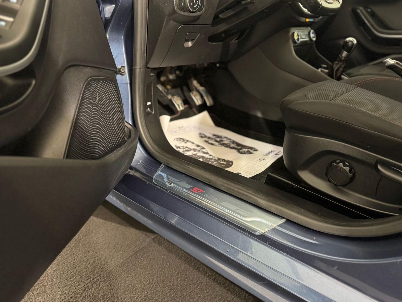 Ford Fiesta 1.1 ST- LINE