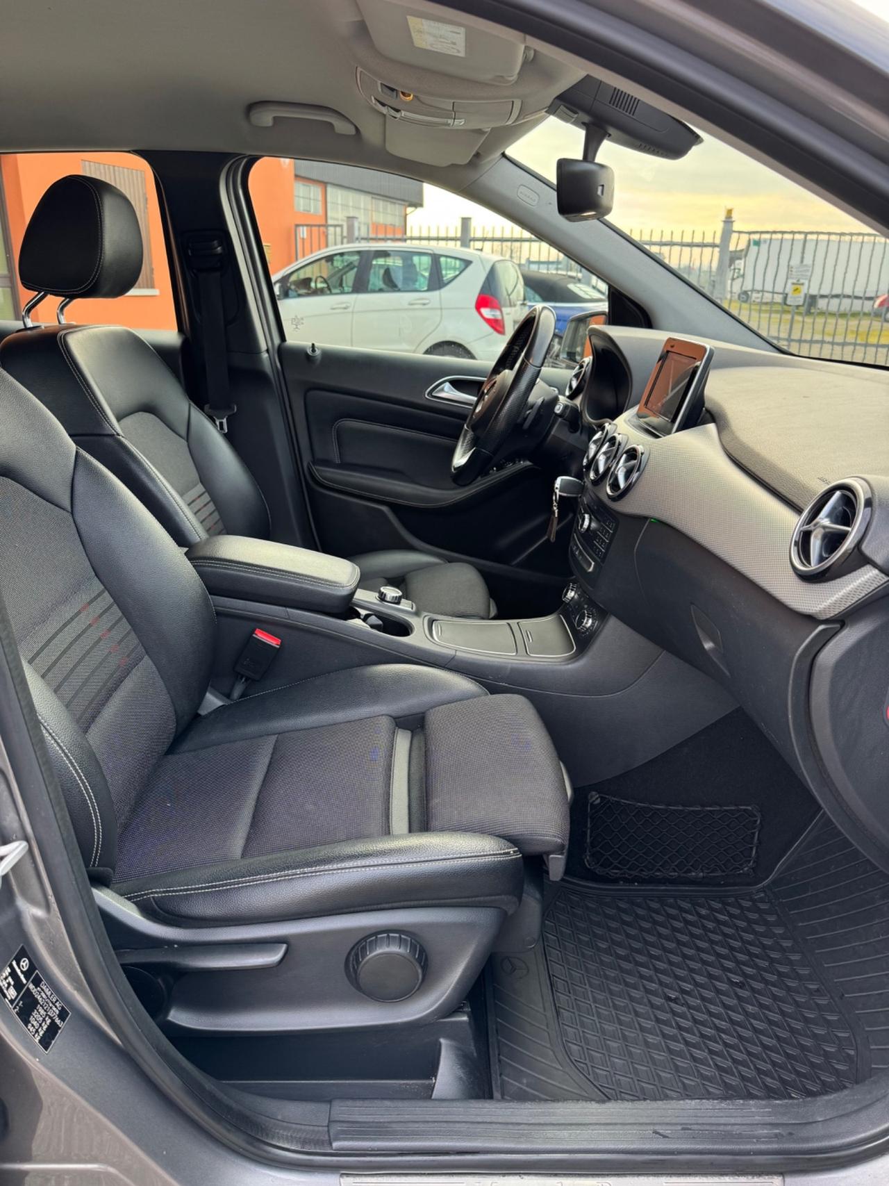 Mercedes-benz B 180 d Automatic Sport