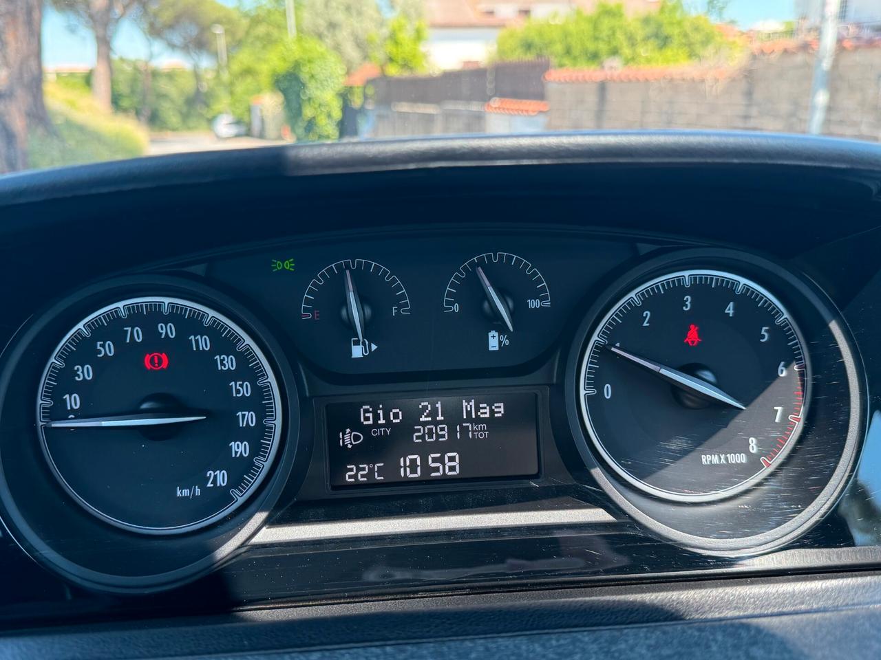 Lancia Ypsilon hybrid