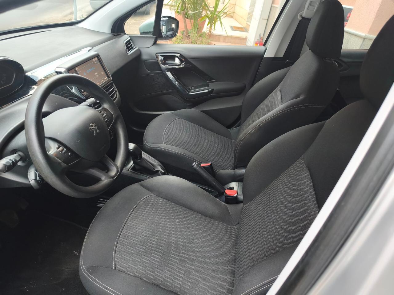 Peugeot 208 1.6 diesel BlueHDi 75CV 5 porte
