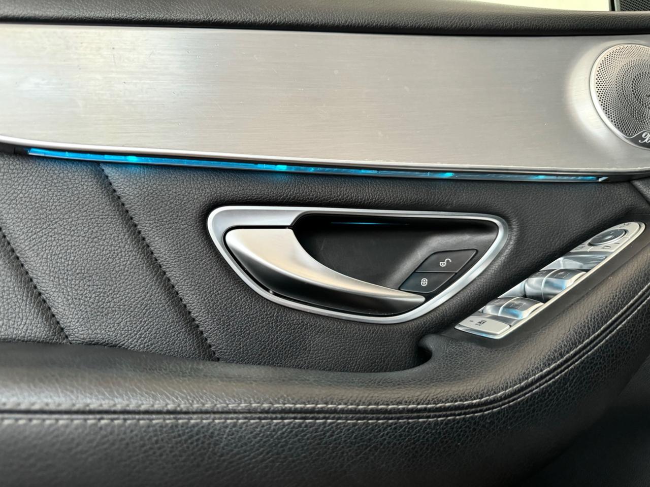 MERCEDES GLC 250d Premium AMG - Tetto Pelle Led 20