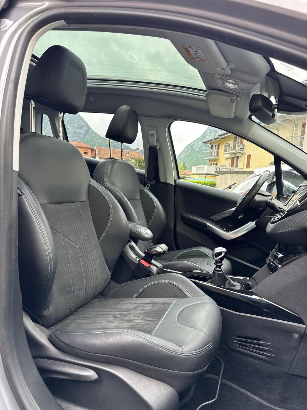 Peugeot 2008 BlueHDi 120 S&S Crossway