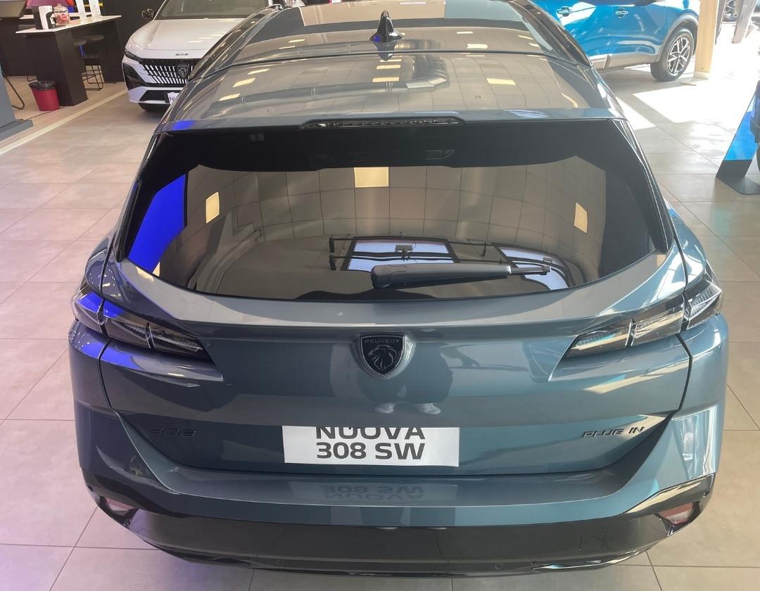 PEUGEOT New Peugeot 308 SW GT Plug-in Hybrid 195CV Automat
