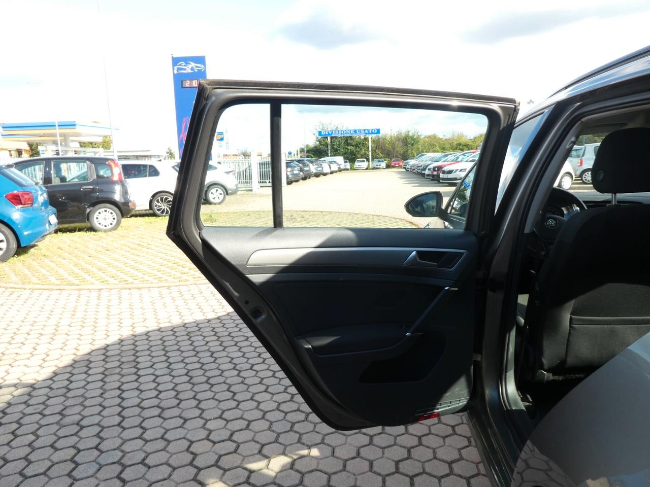 Volkswagen Golf Variant 1.6 TDI 105 CV DSG Comfortline ok neopatentati