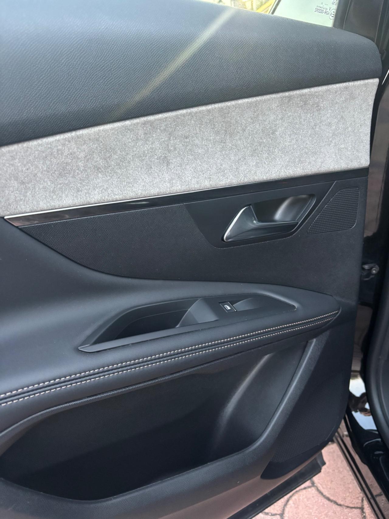 Peugeot 3008 BlueHDi 130 S&S EAT8 GTline