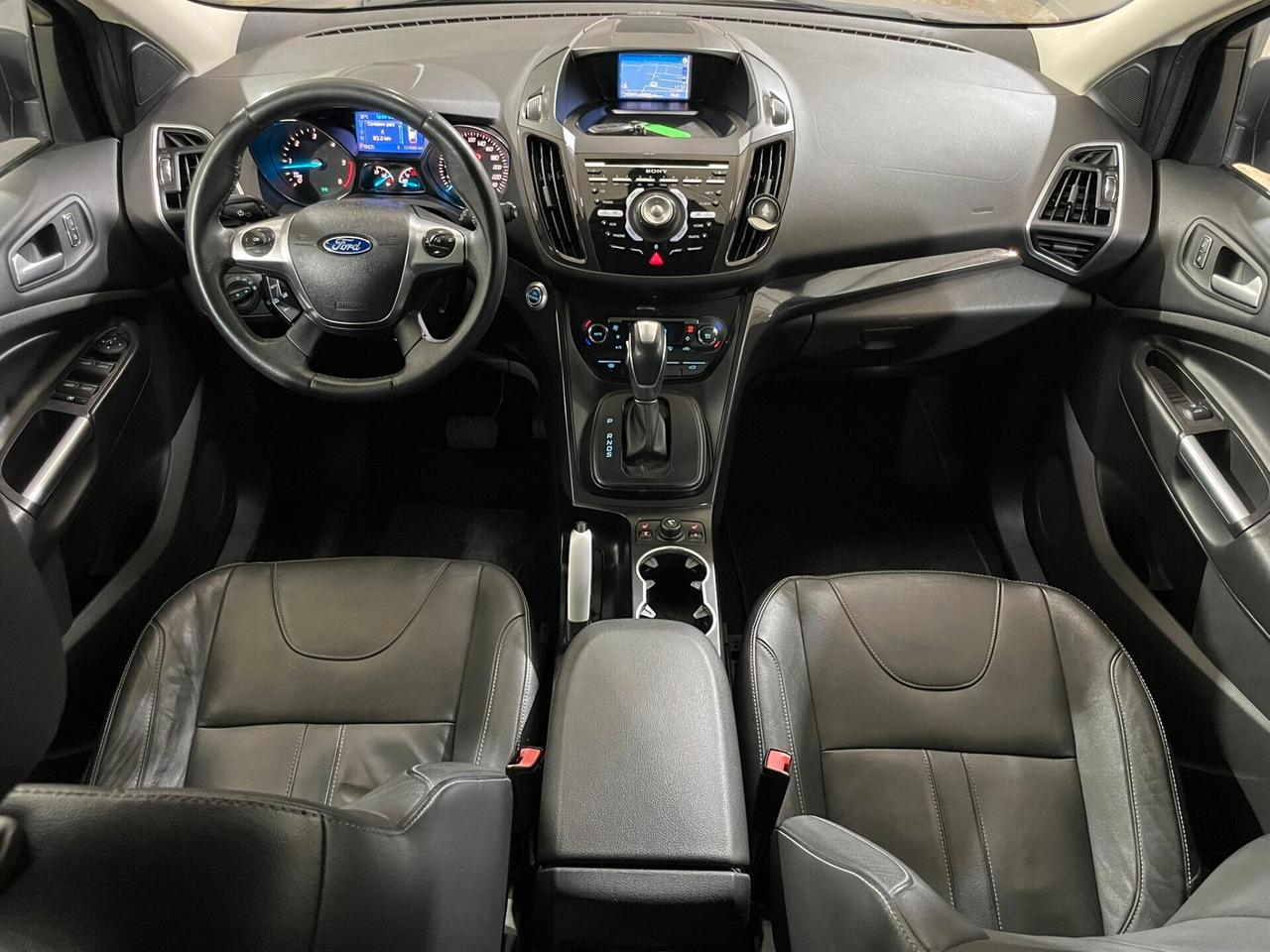 Ford Kuga 2.0 TDCI 140 CV 4WD Powershift Titanium
