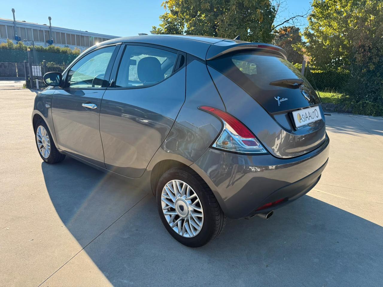 LANCIA YPSILON unico-pr 1.2 Gold 72.500 km