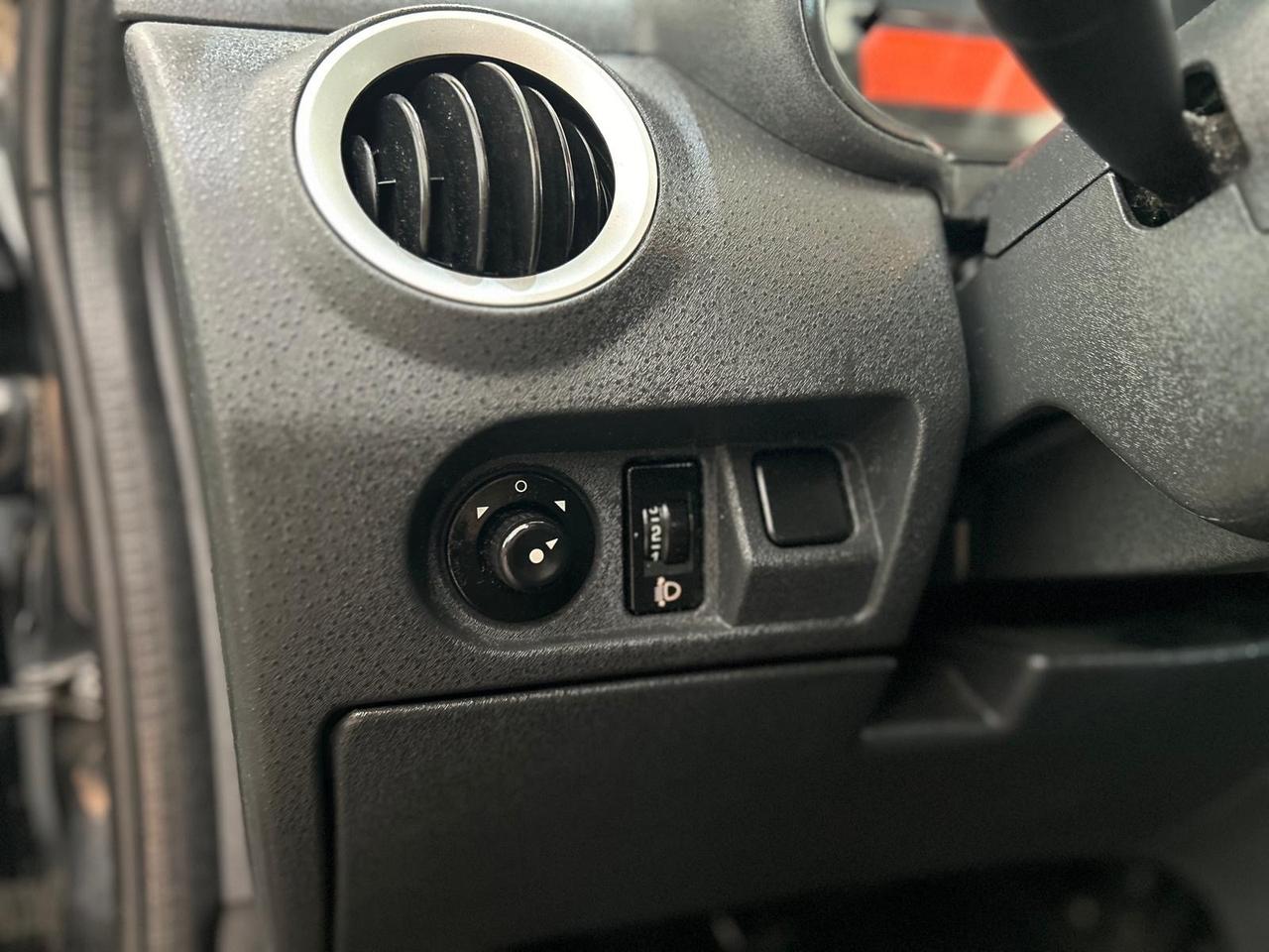 Citroen C2 1.1 VTR 60CV (44)KW NEOPATENTATI OK