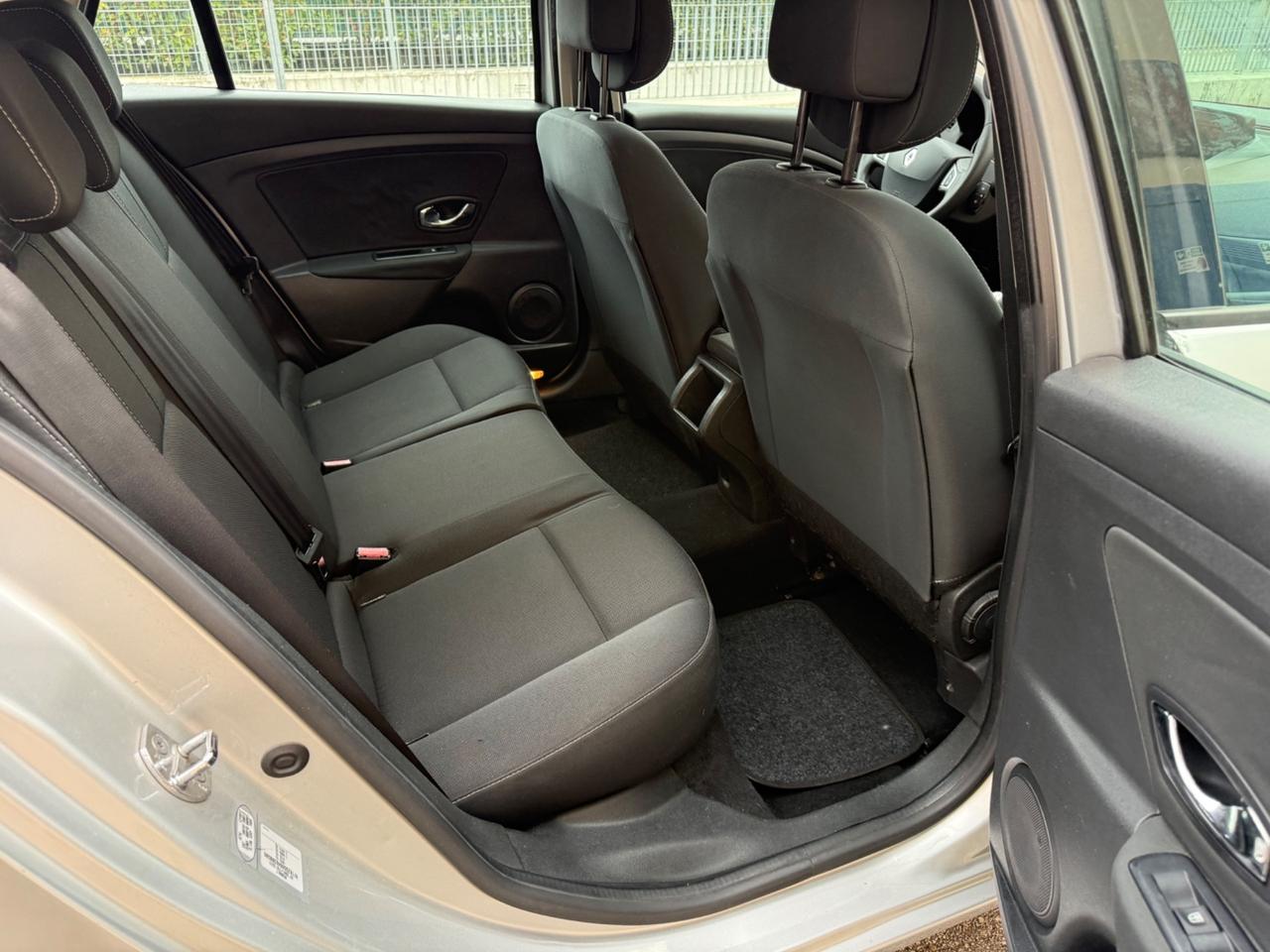 Renault Megane Mégane 1.5 dCi 110CV SporTour Attractive