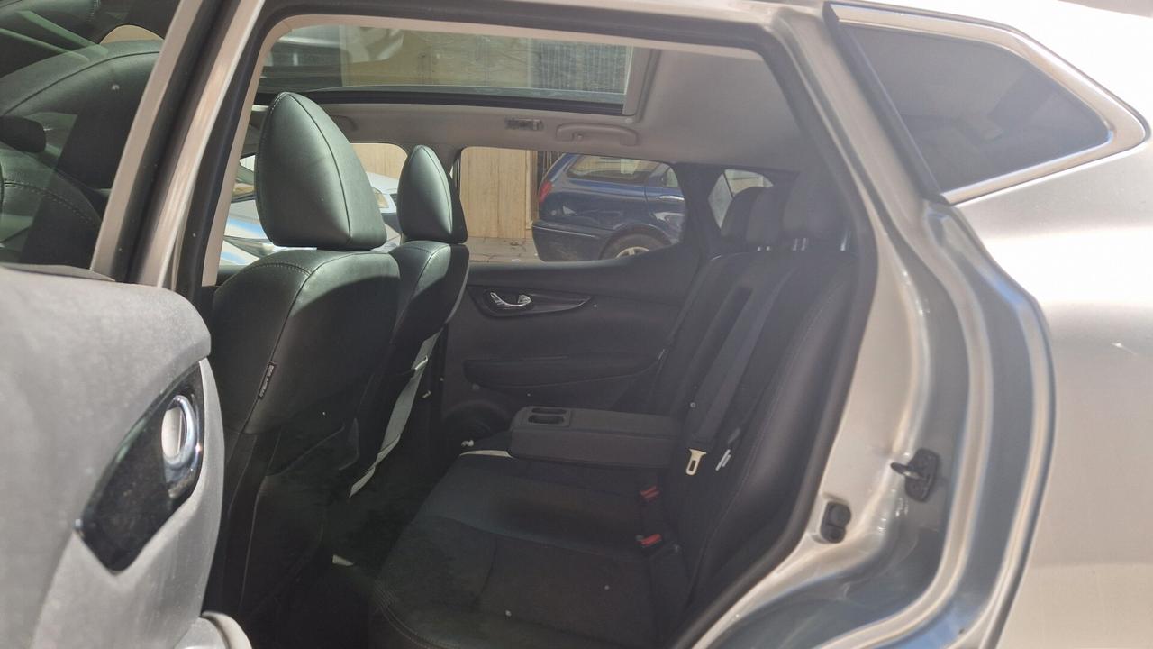 Nissan Qashqai 1.6 dCi 4WD Tekna