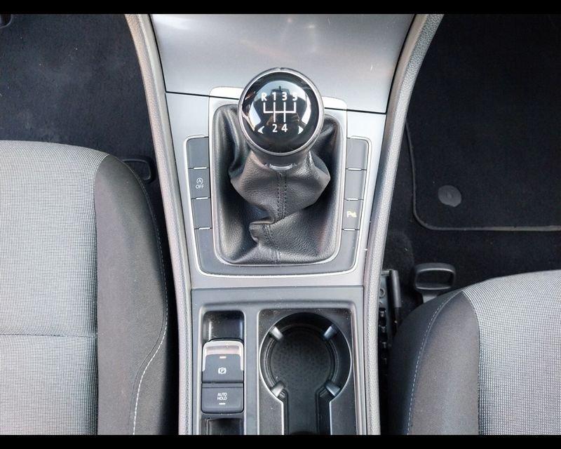 Volkswagen Golf Golf 5p 1.2 tsi Trendline 85cv E6