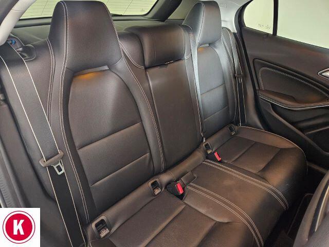 Mercedes-benz GLA 180 Premium Night Edition