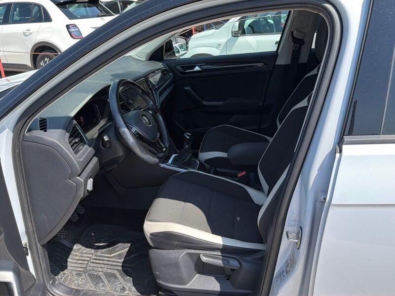Volkswagen T-Roc 1.6 tdi Style