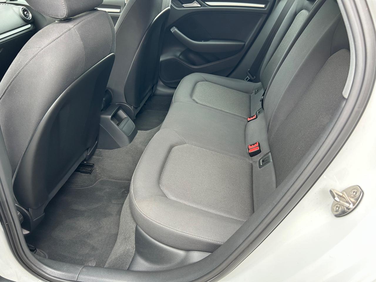 Audi A3 SPB 16 TDI SPORT. ok neopatentati