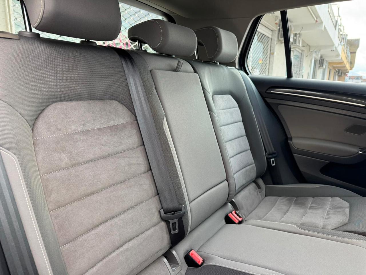 Volkswagen Golf 7 1.6 TDI 115 CV DSG 5p. Highline GARANZIA