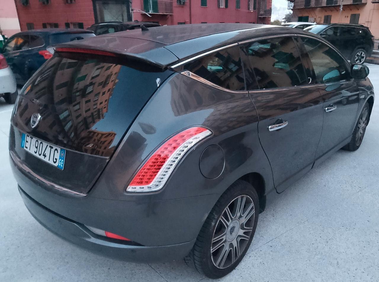 Lancia Delta 1.6 MJT DPF 105 CV Gold