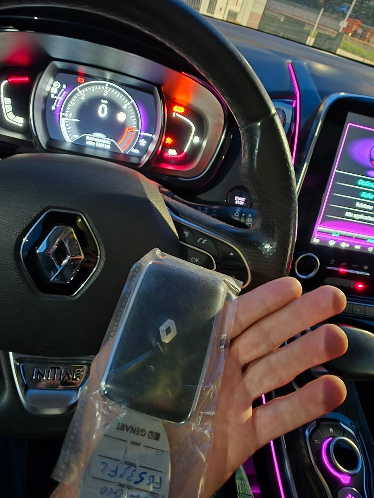 Renault Espace dCi 160CV EDC Energy Initiale Paris 4Control