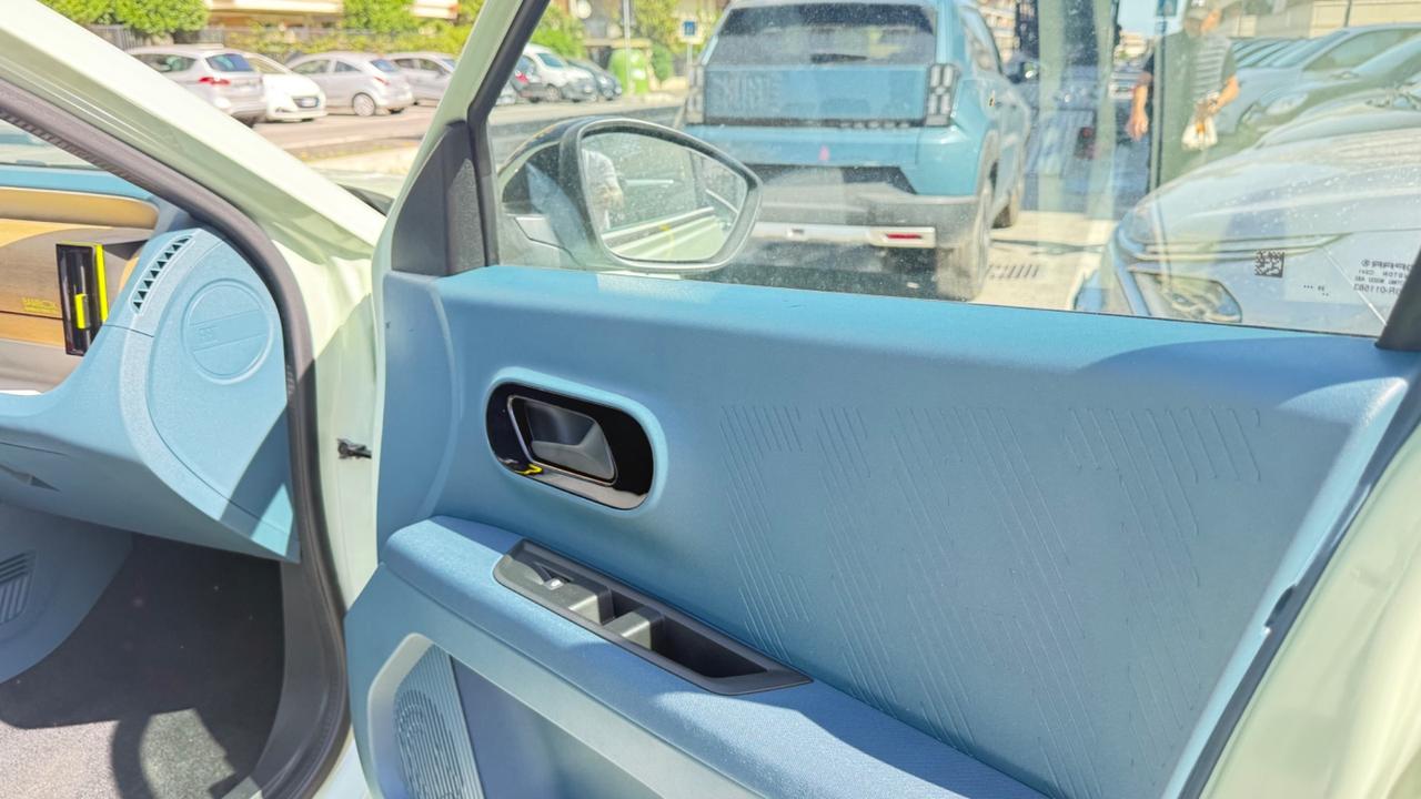 Fiat Grande Panda 1.2 Hybrid 110 CV S&S La Prima LED NAVI KAMERA PDC BLUETOOTH CERCHI 17