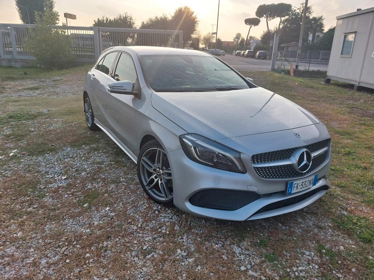Mercedes-benz A 180 160 d Premium