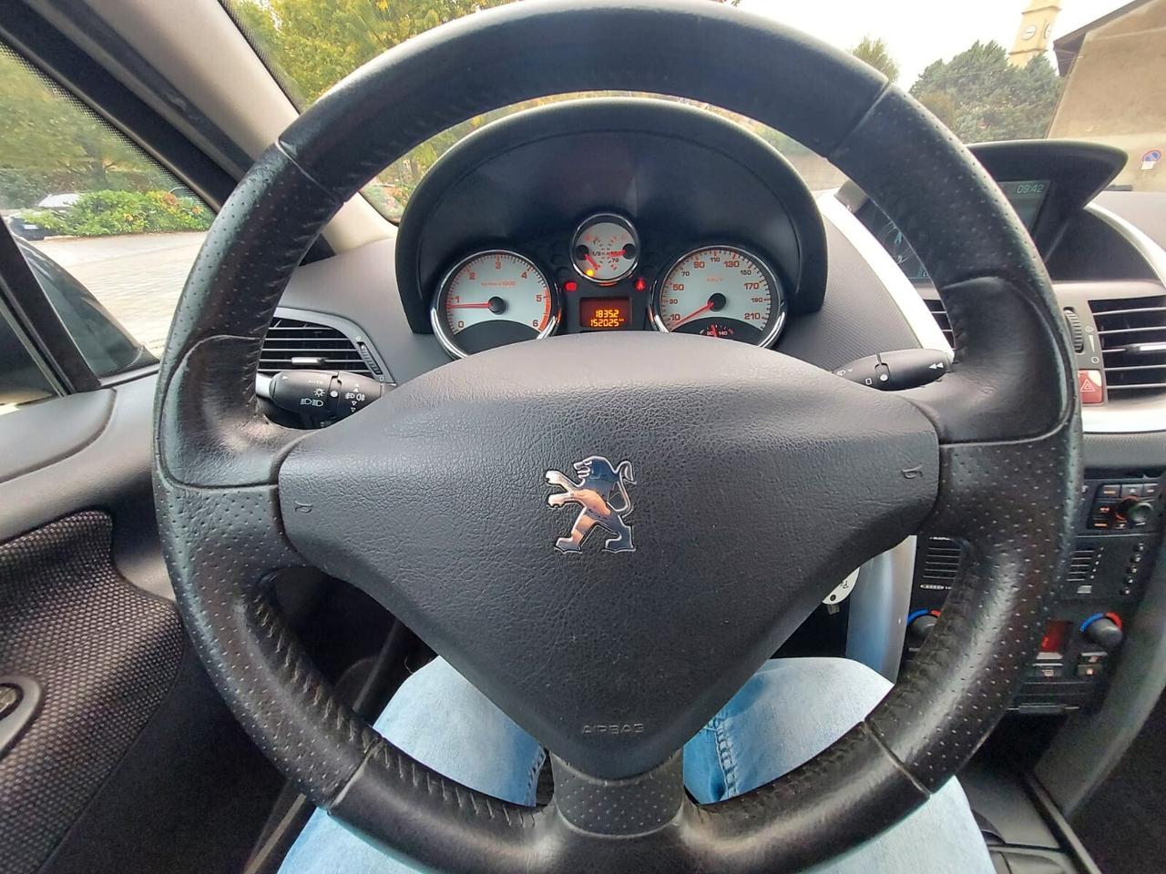 Peugeot 207 1.6 HDi 90CV 3p. XS