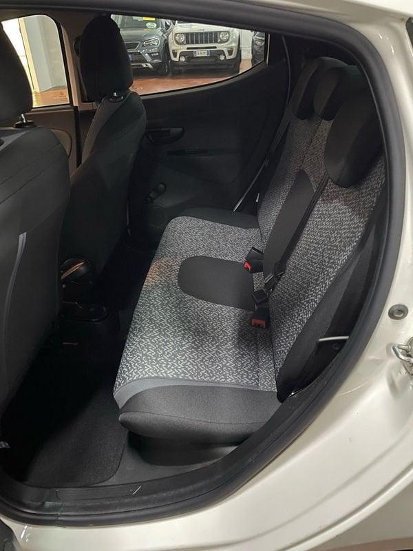 Lancia Ypsilon 1.2 69 CV 5 porte GPL Ecochic Elefantino Blu - Garanzia 1 anno
