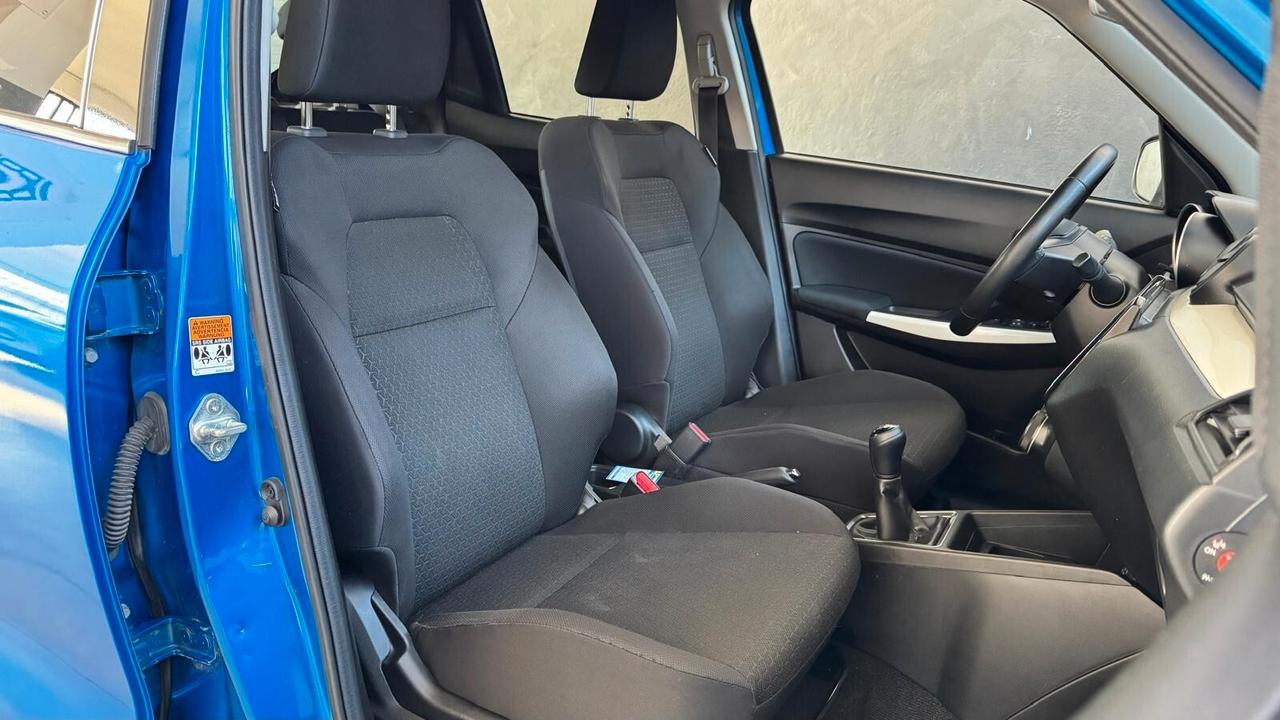 Suzuki Swift 1.2 Hybrid Top