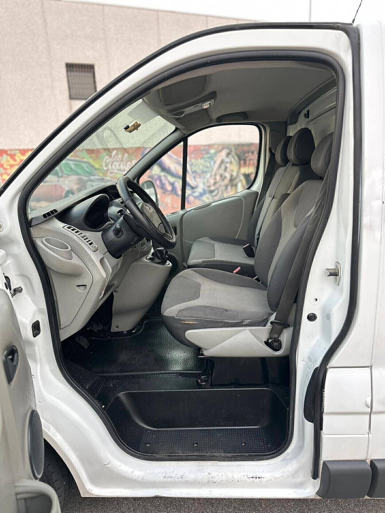 RENAULT TRAFIC ANNO 2012 EURO5B SUPER PREZZO!