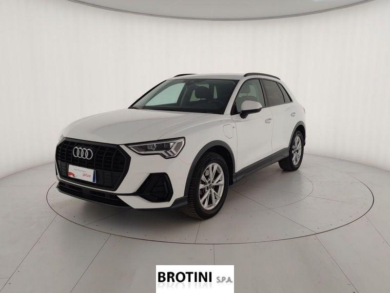 Audi Q3 Q3 45 TFSI e S tronic S line edition