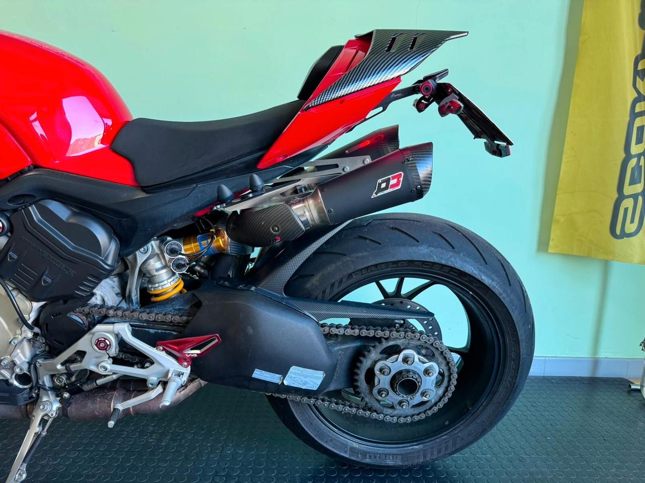 Ducati Streetfighter V4 S