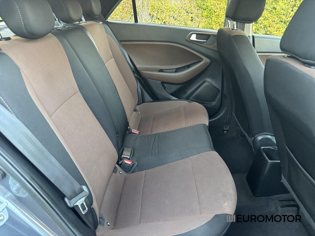 Hyundai i20 5 Porte 1.2 Login