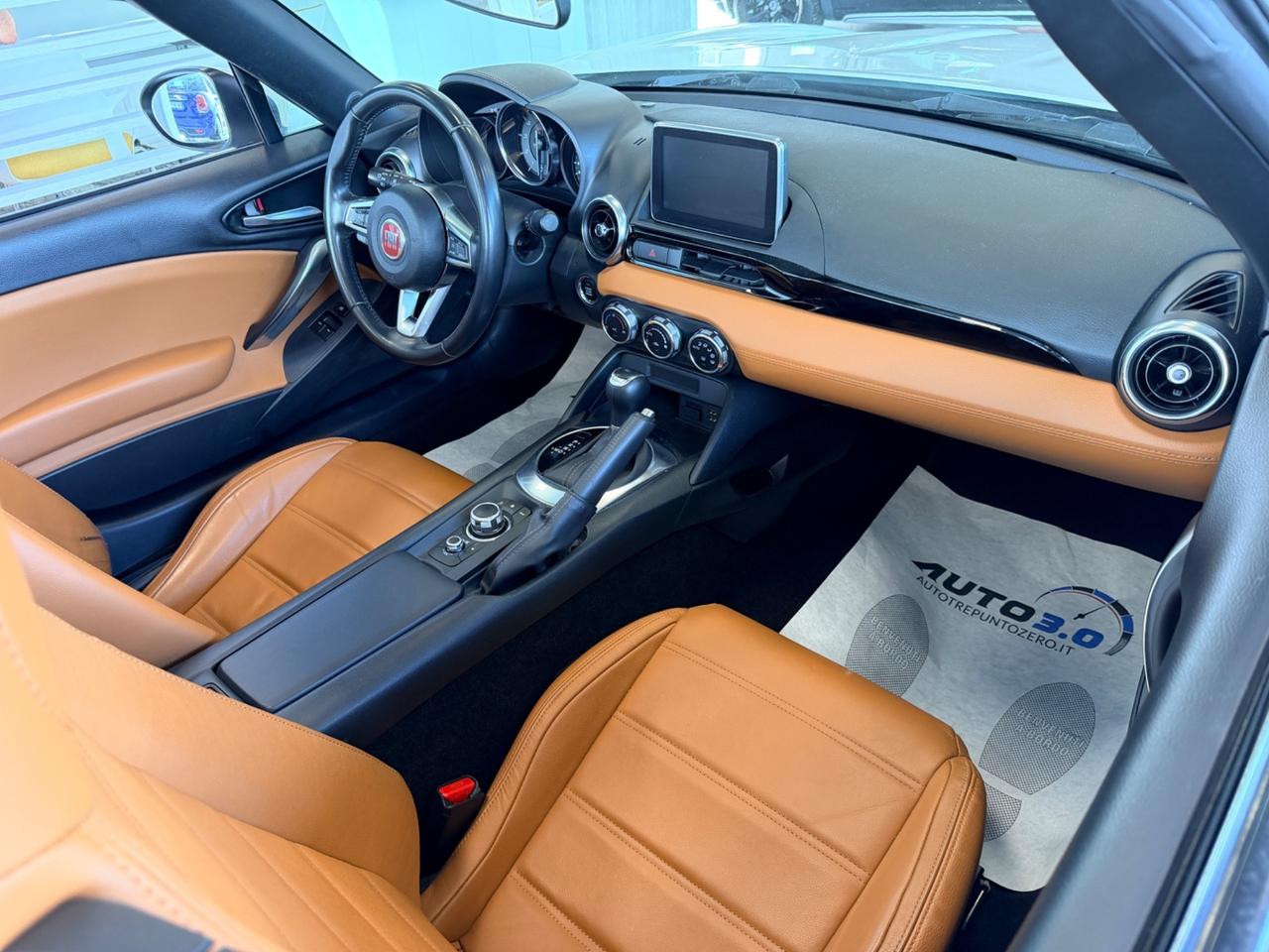 Fiat 124 Spider 1.4 MultiAir AT6 Lusso