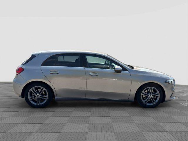 MERCEDES-BENZ A 180 A 200 Automatic Sport