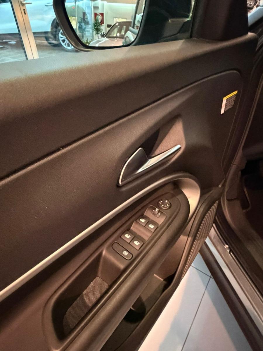 JEEP - Avenger - 1.2 Turbo Summit