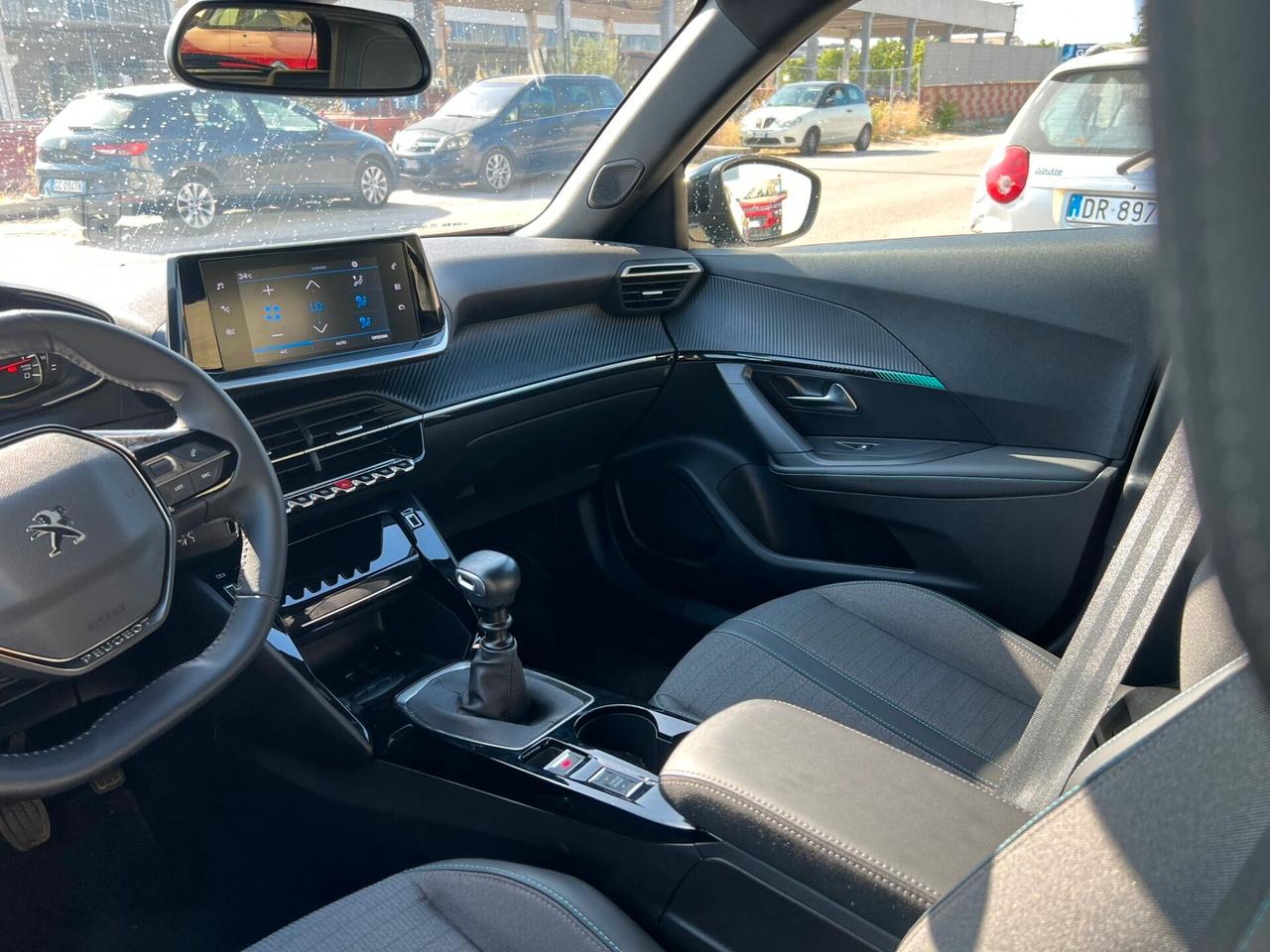 Peugeot 2008 BENZ 17MILA KM 2023 COME NUOVA