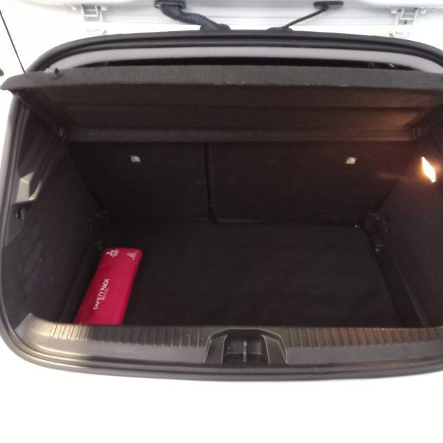 MITSUBISHI Colt 1.0L turbo 90 CV Invite