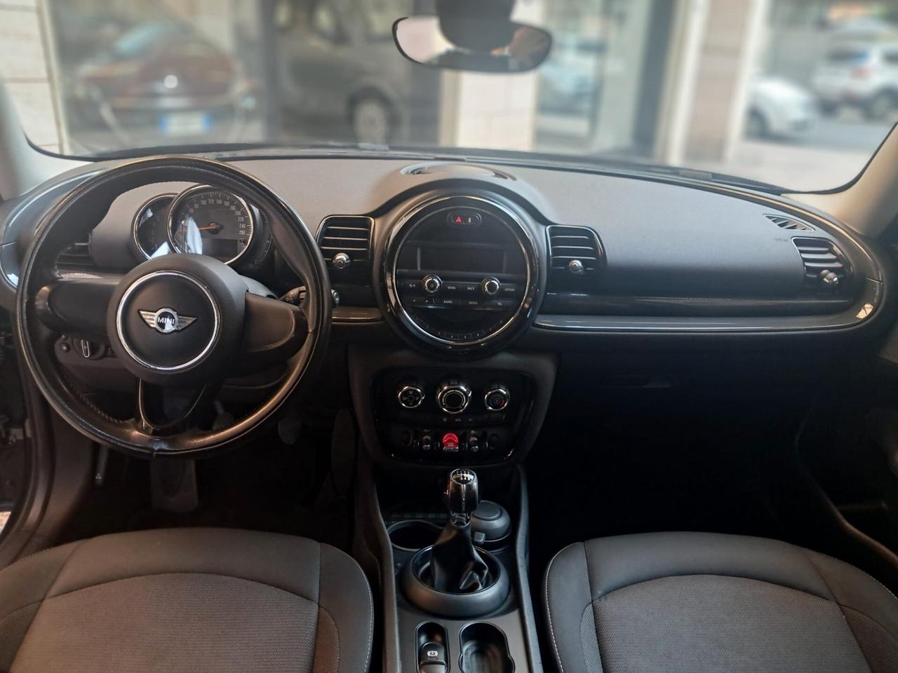 Mini One D Clubman 1.5-(11/2017)Km157000-Euro10490