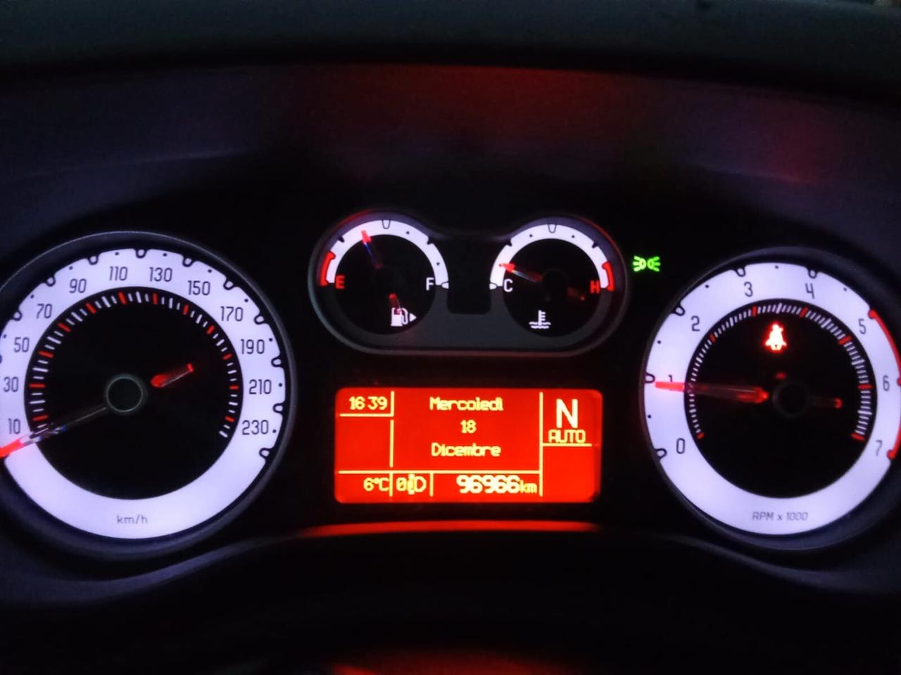 Fiat 500L 1.3 Multijet 85 CV Dualogic LIVING / /AUTOMATIC/NEOPATENTATI