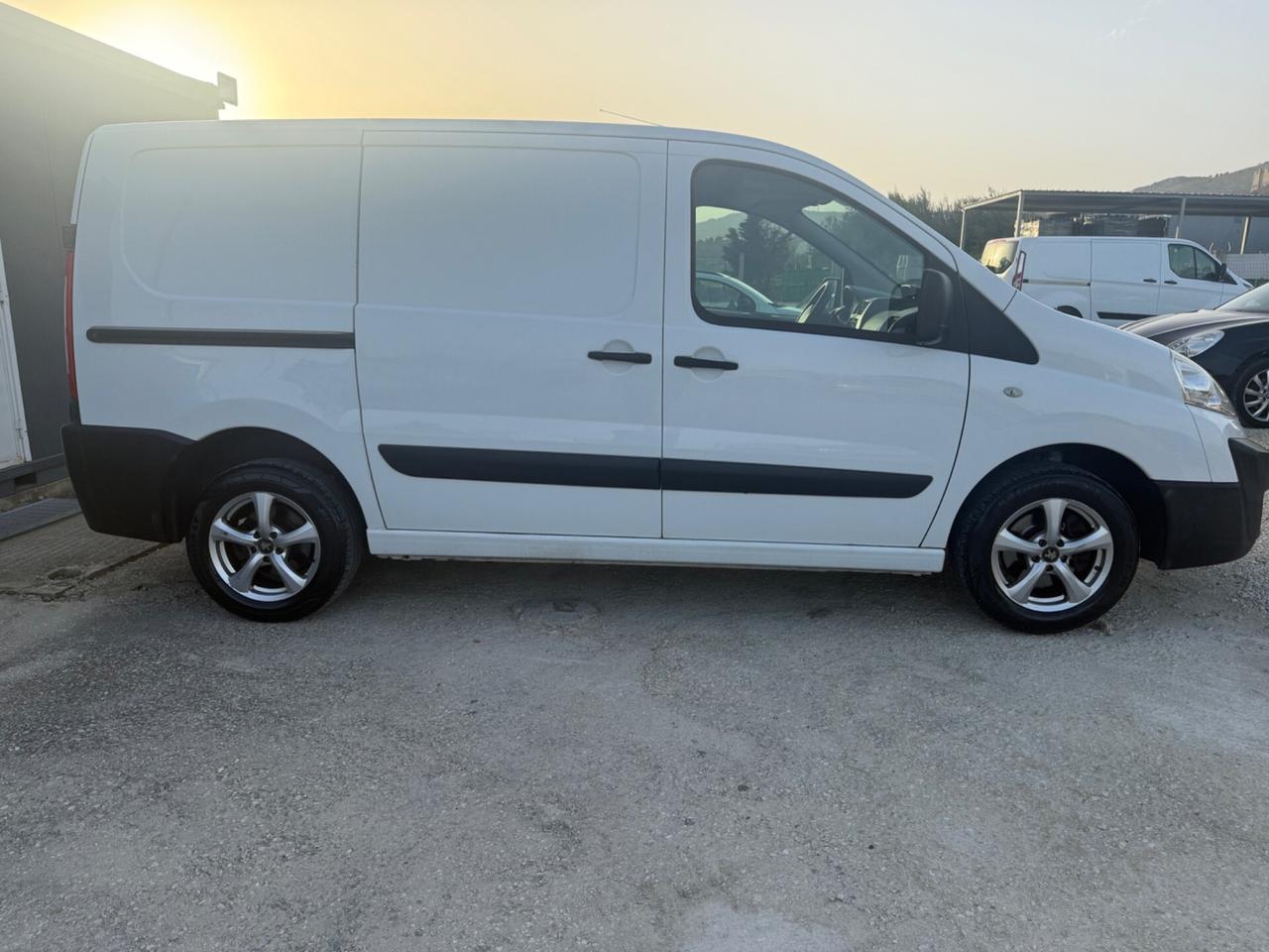 Peugeot Expert 2.0 HDi 125CV FAP PC-TN 10Q Furgone 10/2013