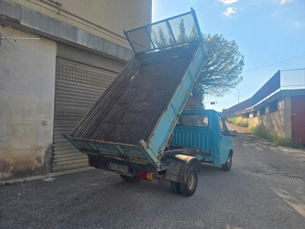 Ford transit 2.4 turbo ribaltabile trilaterale