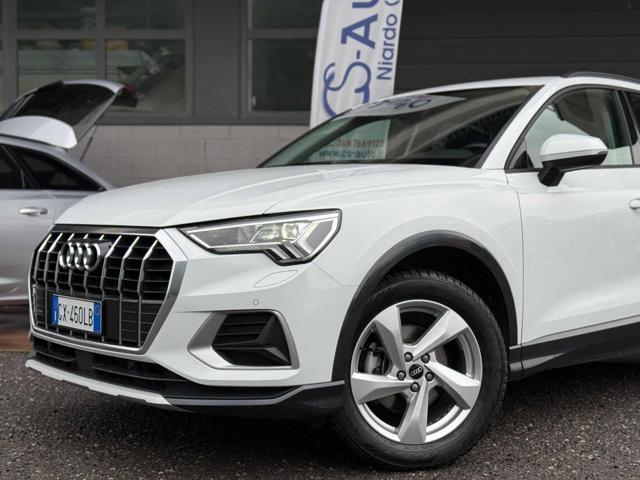 AUDI Q3 35 TFSI S line edition